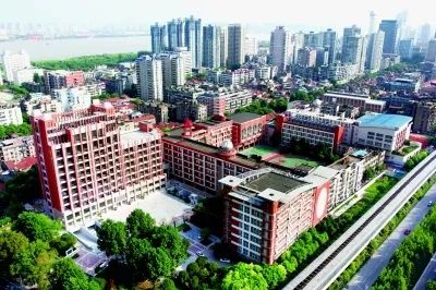 「江岸名校风采」武汉二中：优进精出之路全国名校学生高素质发展报告
