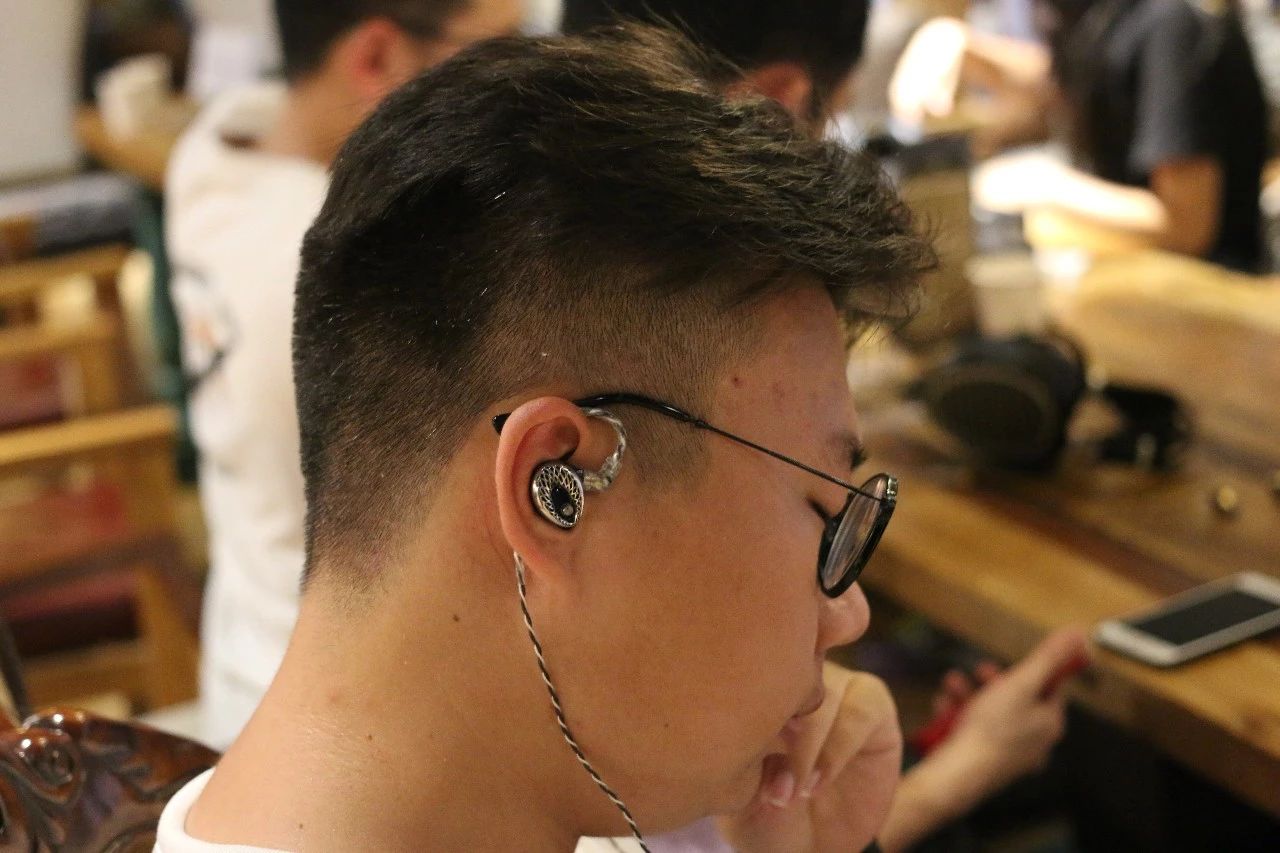 时隔两年多的聚会,时隔两年再次聚到一起