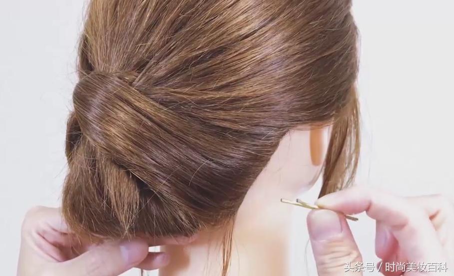 时尚美妆穿搭教程,美妆盘发教程图片