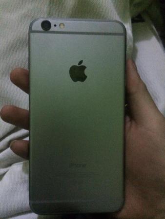 6s后置摄像头黑屏维修视频,苹果6s后置摄像头模糊怎么清理