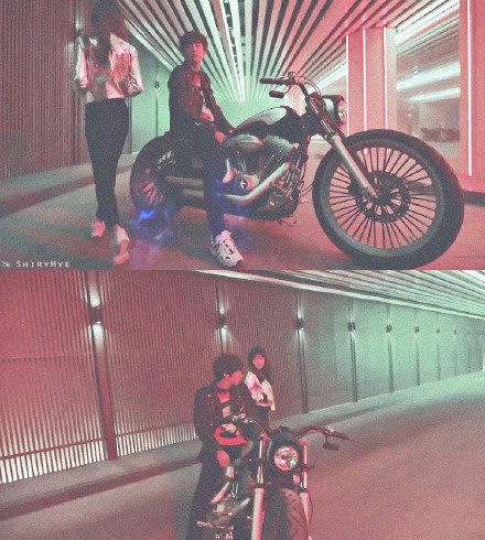 朴灿烈偶遇,朴灿烈机场脱鞋