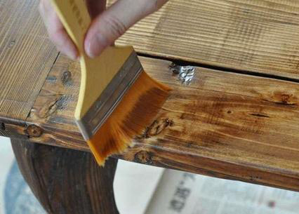 木蜡油擦涂跟喷涂区别,木蜡油涂装工艺流程