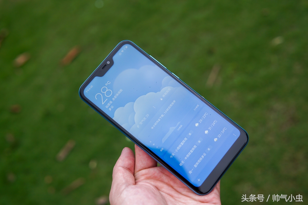 小米红米6pro全面屏手机,红米6pro吃鸡效果