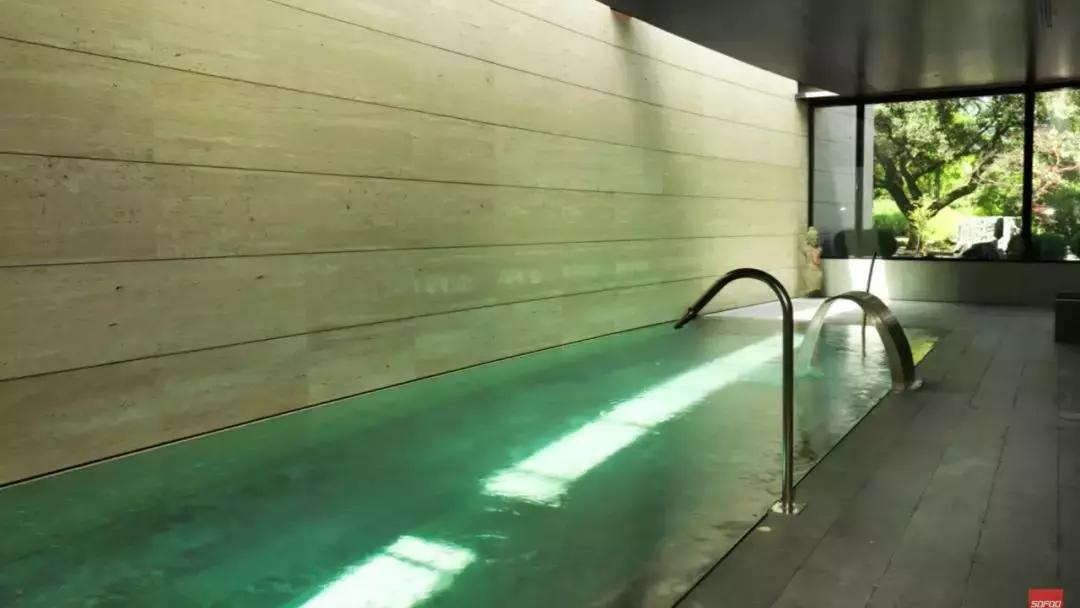 梅西c罗豪车,c罗和梅西内马尔谁家里最有钱