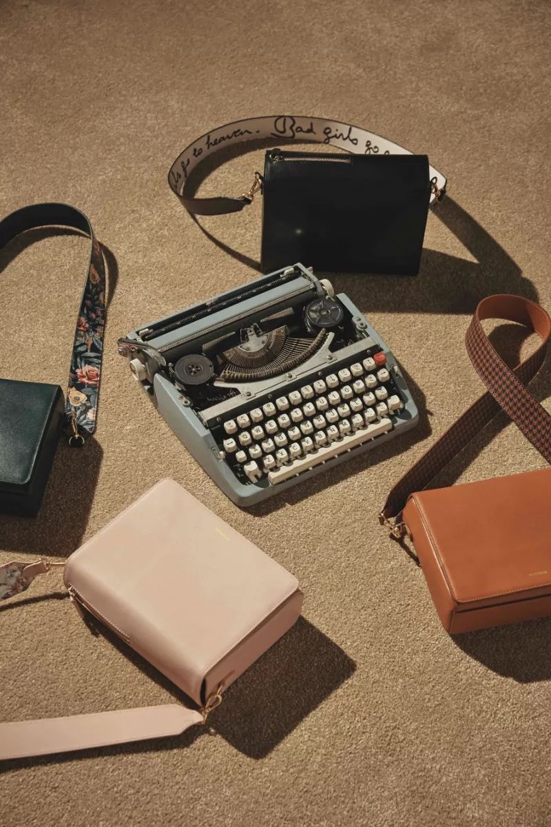 复古华丽包包品牌有哪些,看了很久的包包