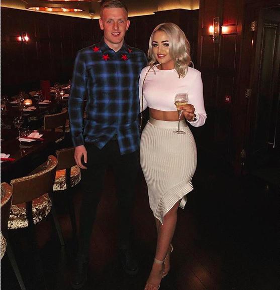 英格兰球队取消禁欲令脚步浮浮踢不起球，瓦尔迪太太C位开杀