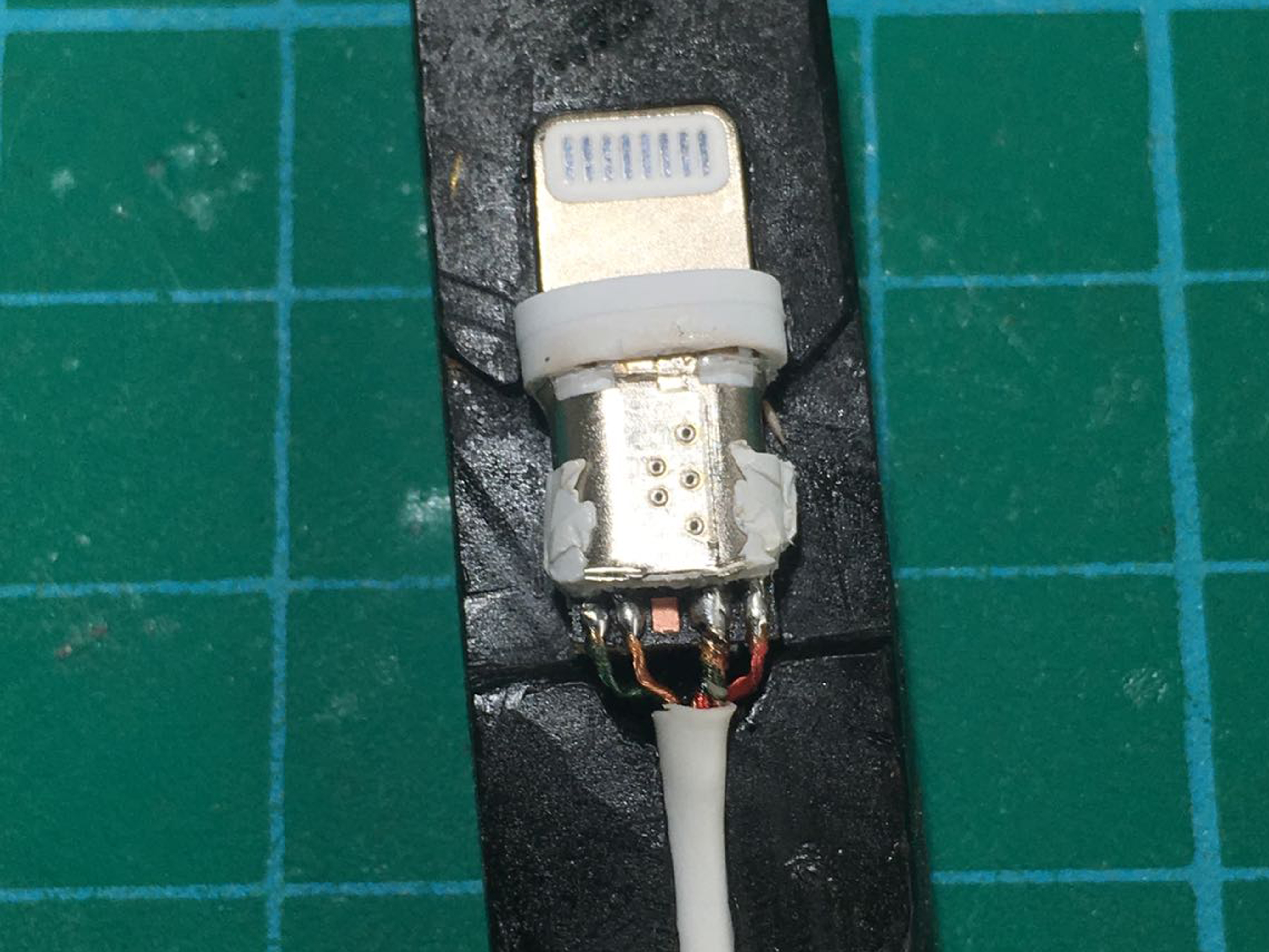 苹果耳机坏了可以免费更换吗,苹果手机耳机孔坏了怎么办