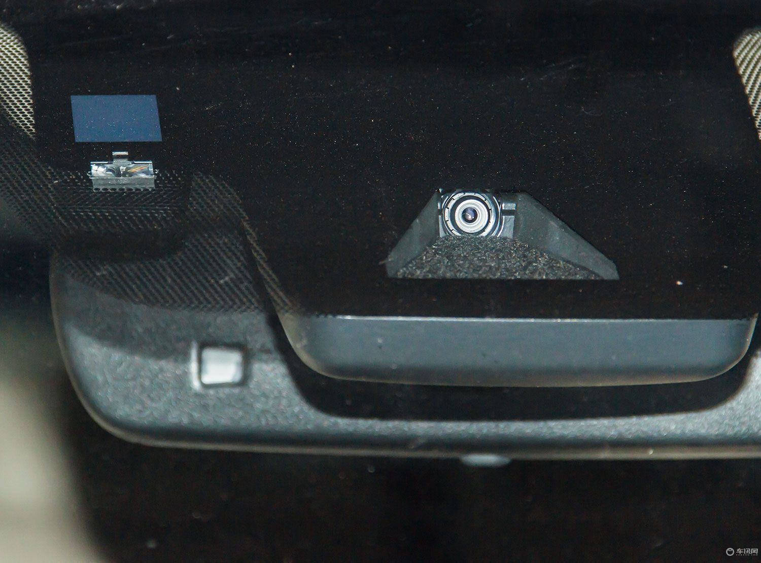 这款高颜值轿车不只男人喜欢女孩看了也瞬间心动实拍雷克萨斯IS