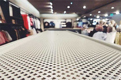 女装店生意火爆技巧,女装生意不好要咋样经营