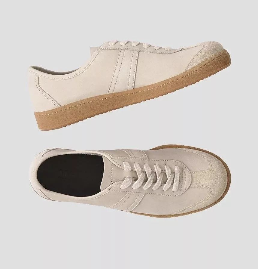 世界杯里的足球鞋,世界杯上的足球鞋