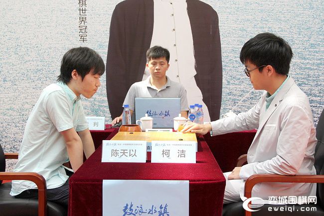 柯洁与韩升周比赛讲解,国手柯洁最新比赛