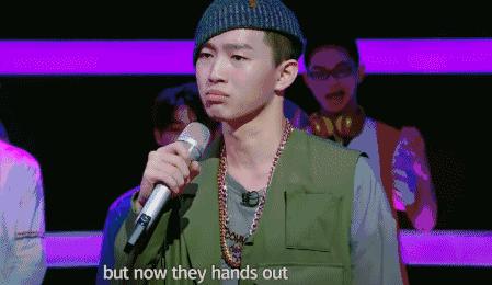 李宇春易烊千玺唱的新时代,李宇春毛阿敏完整版