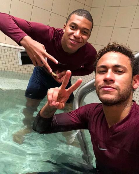 姆巴佩年轻19岁,姆巴佩从一岁到25岁