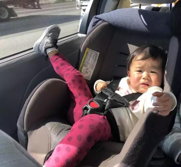 出门走到哪里都想带着孩子,没条件也要带孩子出去玩吗