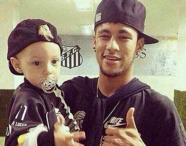 世界杯观赛热潮,足球世界杯氛围没之前火热