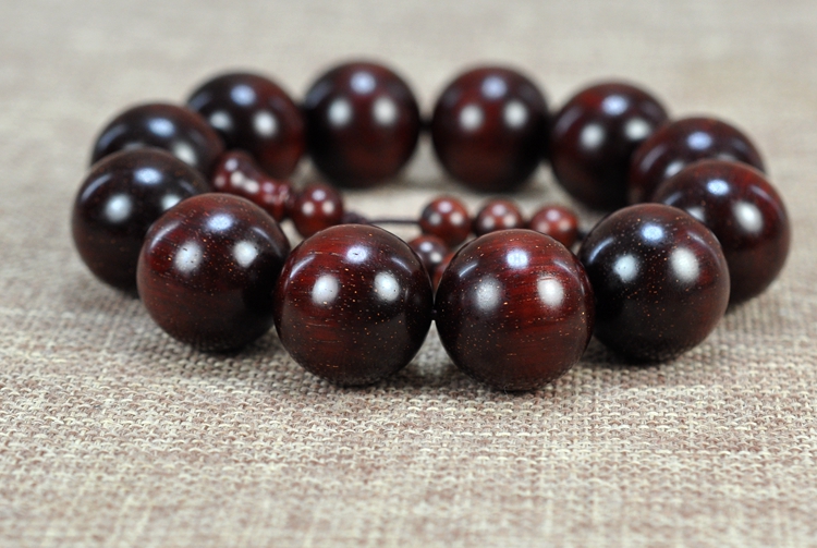 室内干燥怎么防止小叶紫檀开裂,如何防止小叶紫檀手串开裂