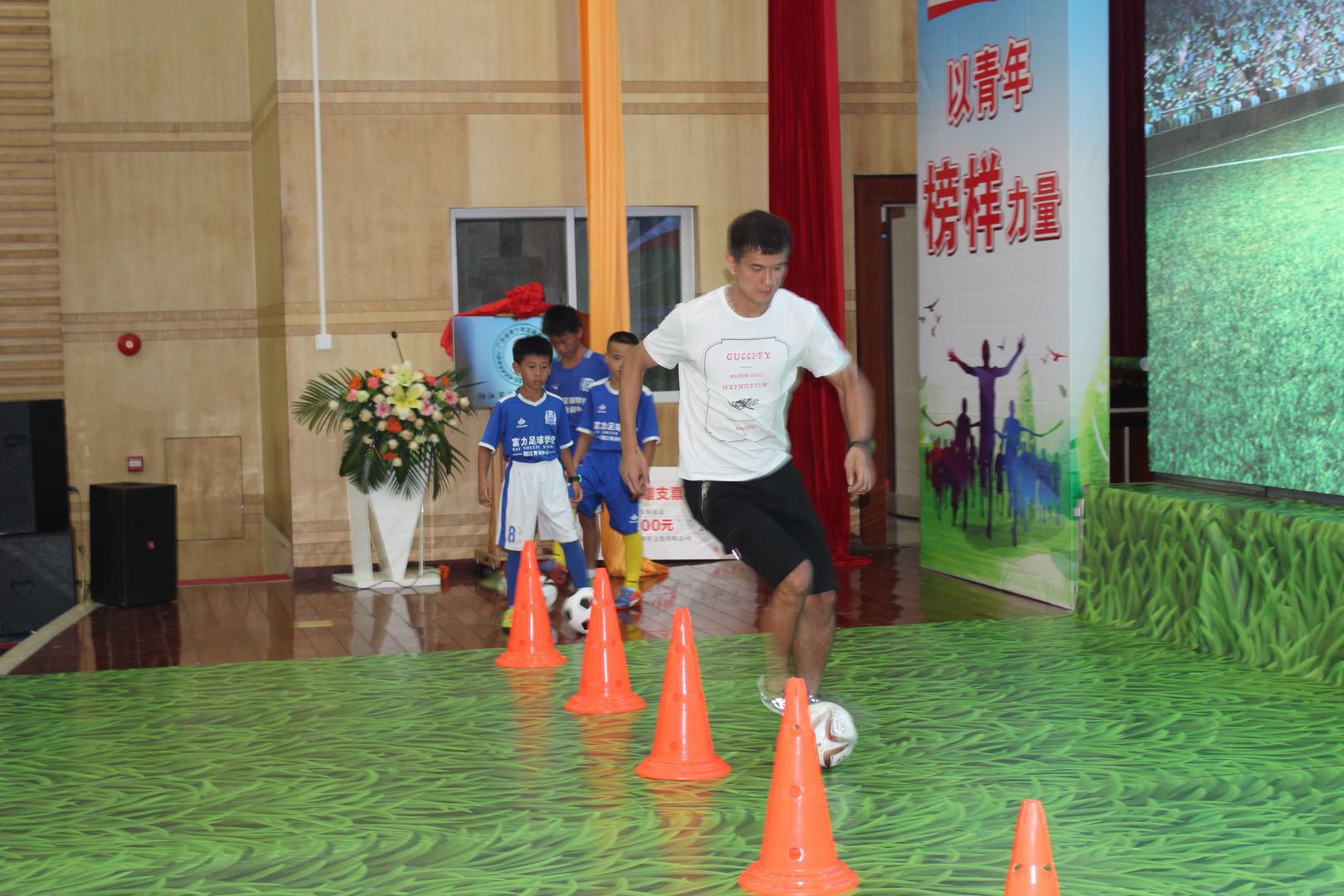 奋斗的青春最美丽军人演讲,奋斗的青春最美丽新兵演讲视频