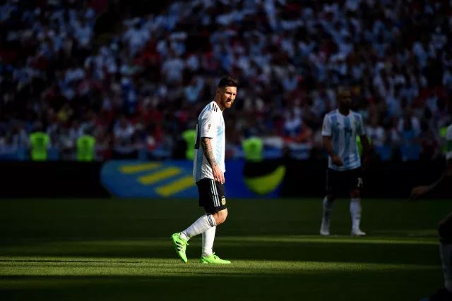 c罗vs梅西单挑,梅西c罗一起度假