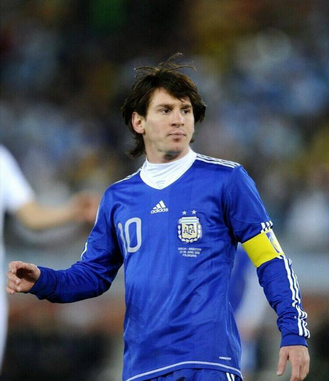 世界足坛史上十大巨星排名,世界足坛历史十大超级巨星