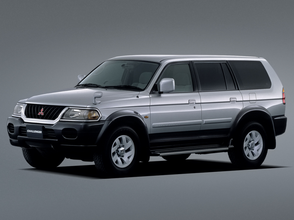 新三菱帕杰罗Sport曝光,帕杰罗和帕杰罗sport哪个好