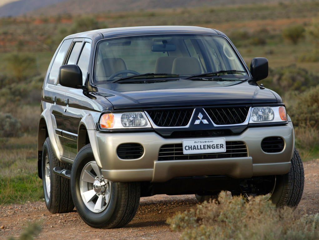 新三菱帕杰罗Sport曝光,帕杰罗和帕杰罗sport哪个好