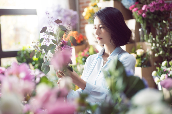 开花店赚钱核心在于什么,花店看起来没生意怎么赚钱