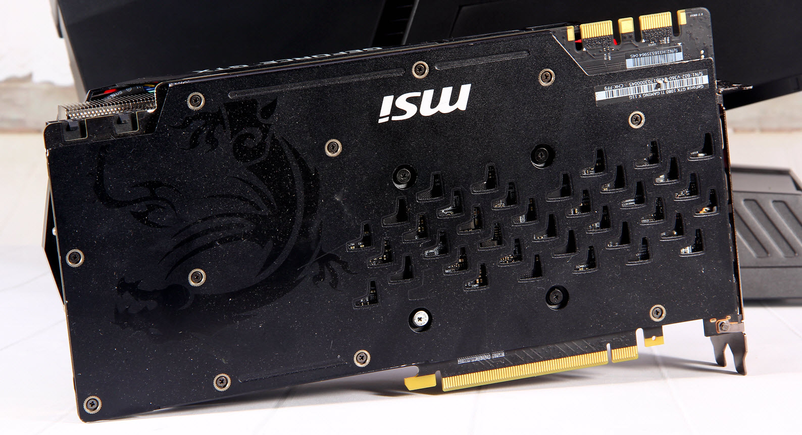 耿耿于怀，换上地表最强游戏显卡再战胆气寒