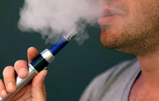 海关查获一起*私走***麻大**案，这种“*子烟电**”千万别碰！