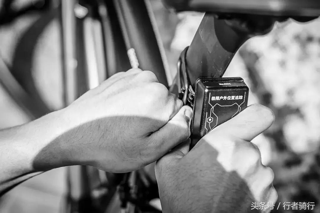 行者「小黑侠」功能曝光：极速定位、一键救援、实时直播……