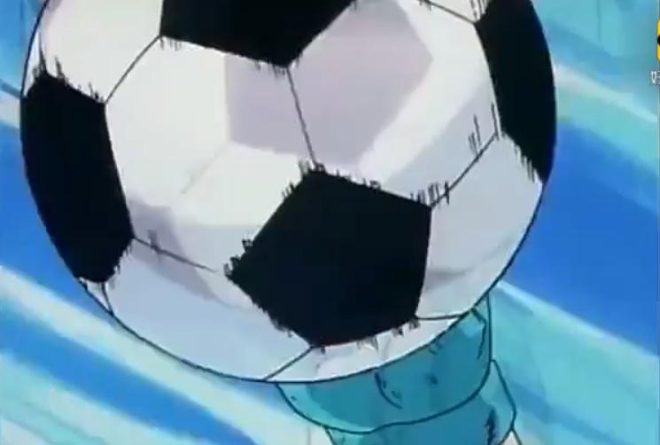 门将十大点球开挂扑救,世界杯门将扑出来的弧线球