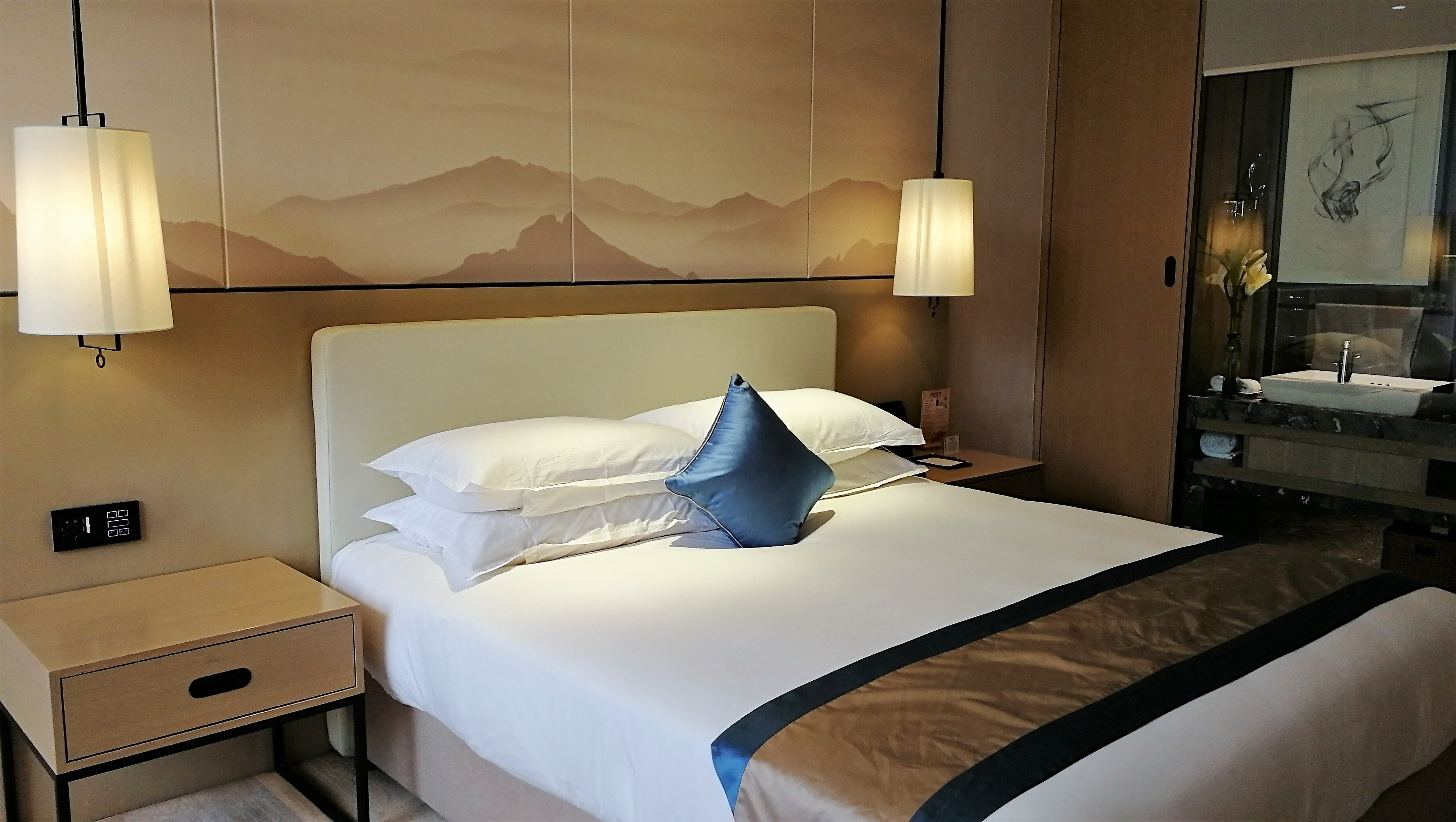 看花海，泡温泉，吃美食，这样的度假风你爱不爱？