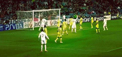 电梯球香蕉球落叶球教学,c罗的电梯球怎么学