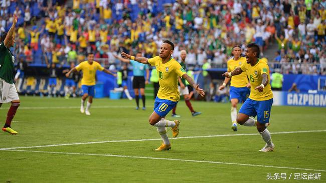 内马尔比赛时搞笑瞬间,世界杯足球场内马尔的搞笑瞬间