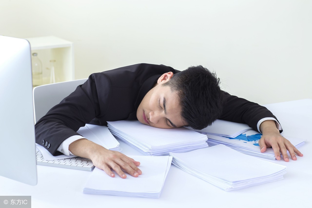 天天熬夜脑袋疼一晃就疼怎么回事,熬夜脑袋疼怎么按摩缓解