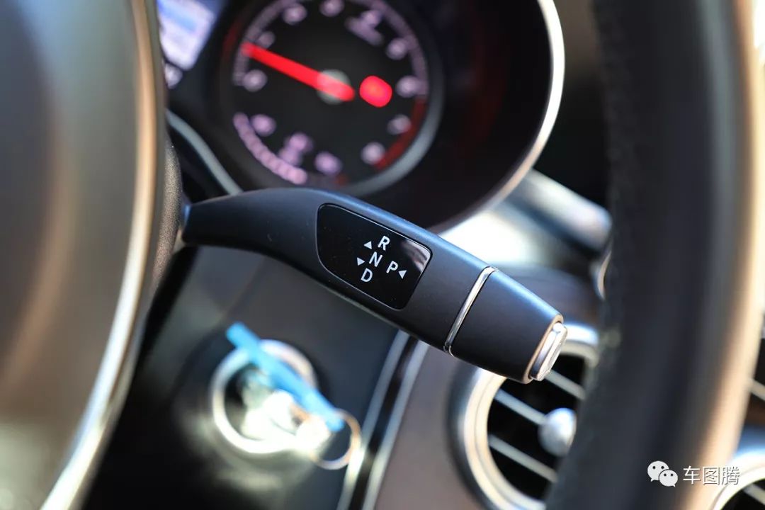 奔驰glc试驾第一视角感受,奔驰glc深度测评跑山路