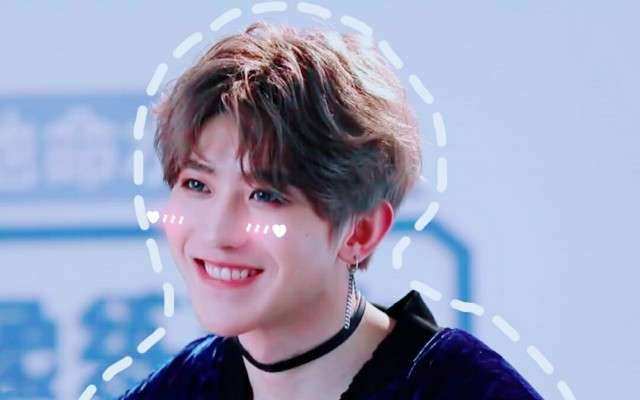 蔡徐坤第一次知道蔡小葵的反应,蔡徐坤微博劝小葵和大奎