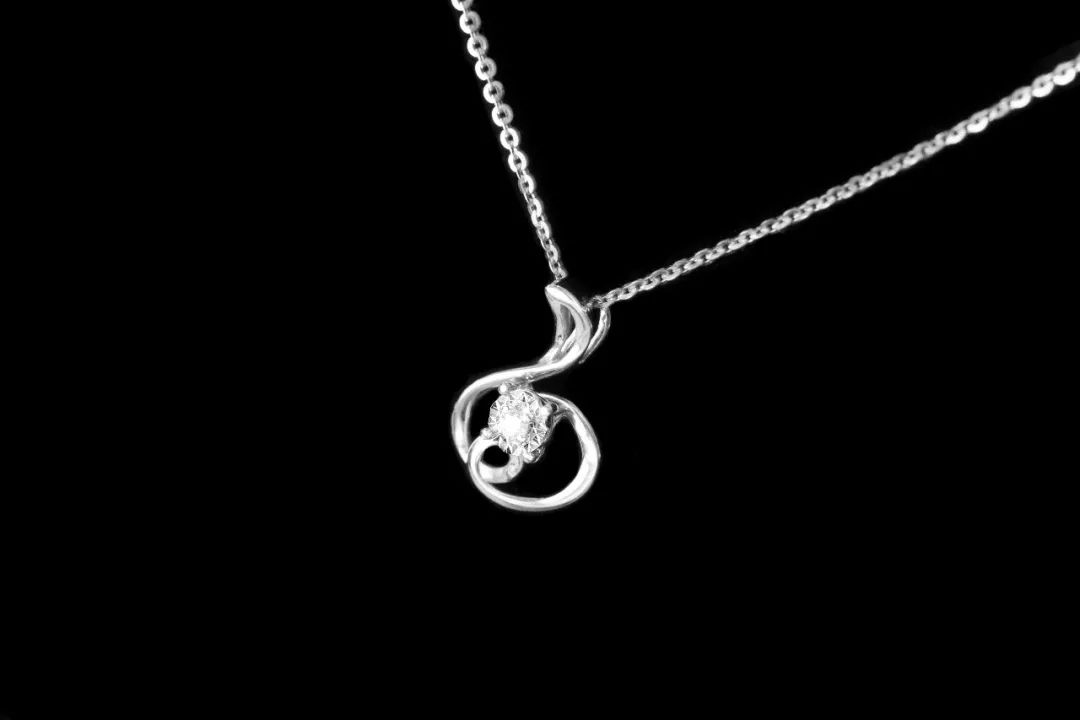 钻汇珠宝城这面“浪漫告白墙”即将开启霸屏模式!更多……