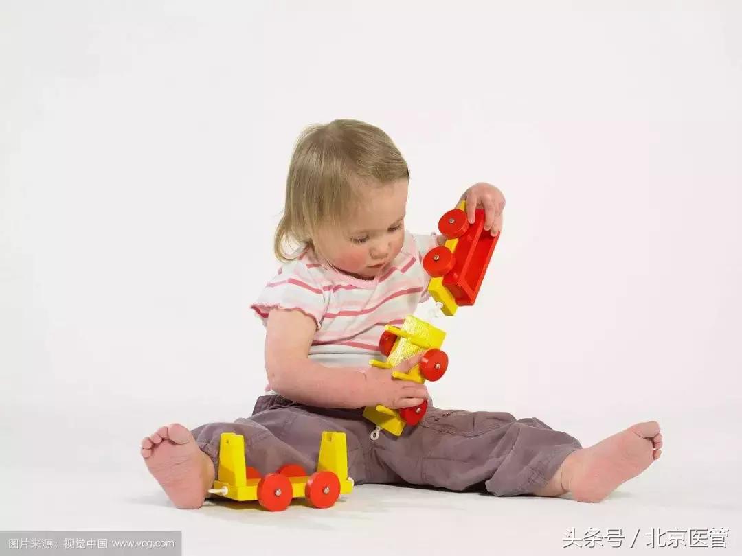 3岁女宝患上妇科炎症怎么知道的,3岁女孩患有罕见的怪病