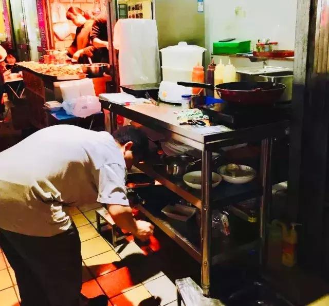 吃TVB长大的孩子，念念不忘的“港式”风味！加精收藏这四家店！