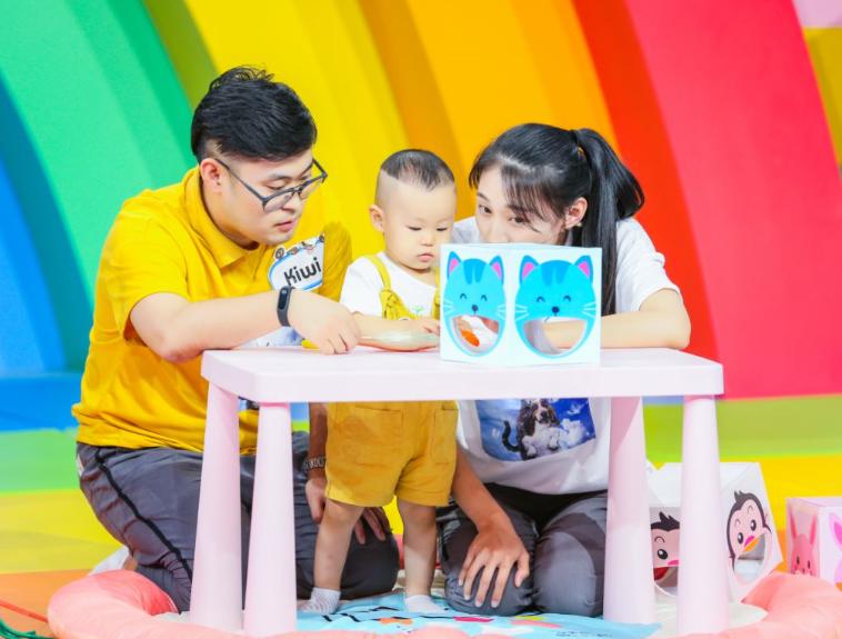 我是美吉姆宝宝，我在央视《七巧板》！