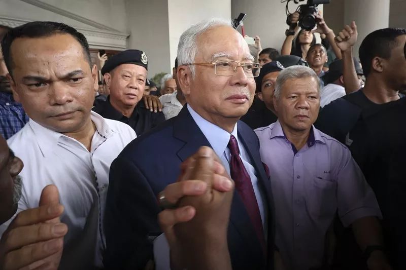 向日葵花盘能治疗痛风吗,向日葵花盘煮水治痛风是真的吗