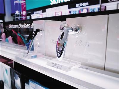 伪劣化妆品骗局揭秘,那些被央视打假的美容仪