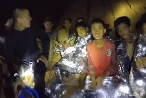 最受关注足球队不在俄罗斯，泰国足球队员正在学习游泳和潜水救命