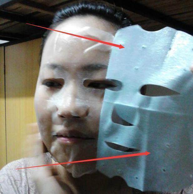 面膜上的那一层塑料纸怎么使用呢,面膜外的那层纸有什么用吗