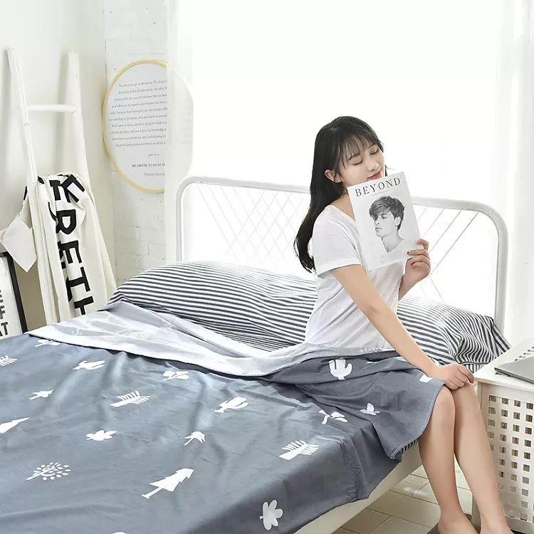 女生生理期总是弄脏床单怎么办,防止生理期弄脏床单的妙招