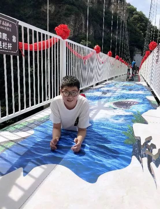 藏山玻璃桥旅游景点,盂县藏山风景区高清图片