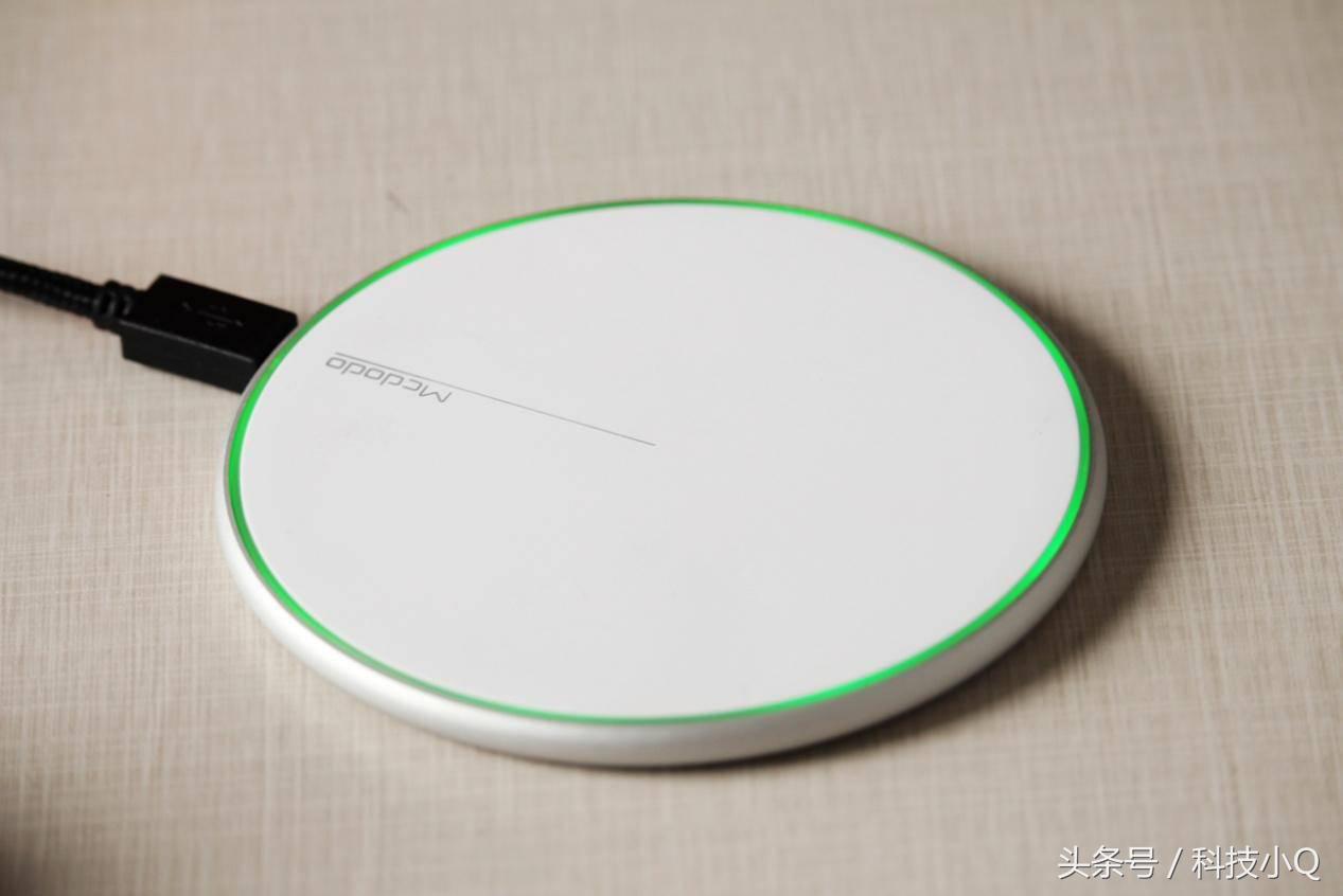 只为设计还是为了效率？麦多多充电三件套体验！