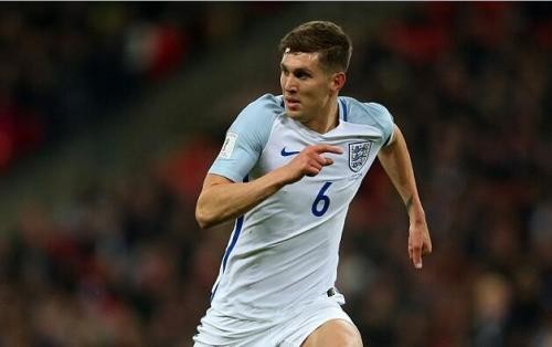 英格兰国家队足球炫酷视频,英格兰斯特林快乐足球