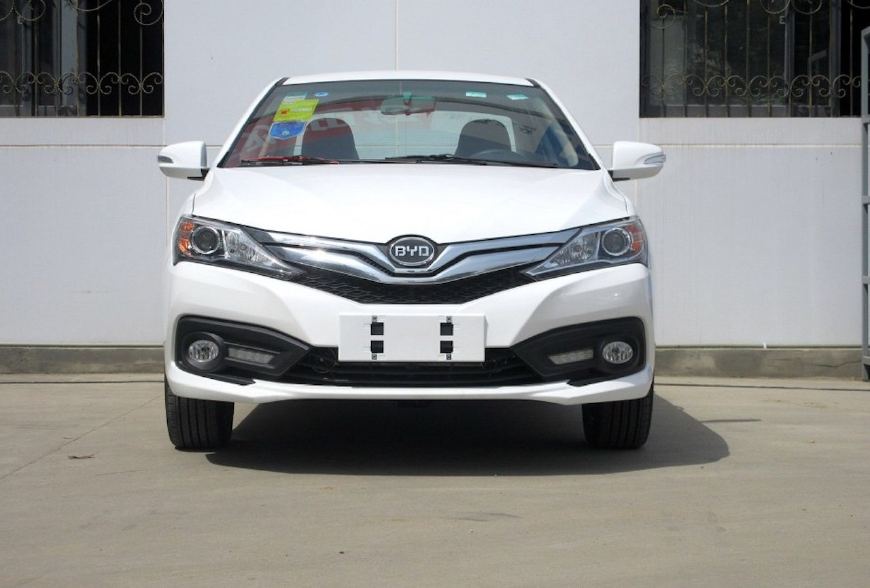 比亚迪f3改款版二手车,比亚迪f3新款改金色