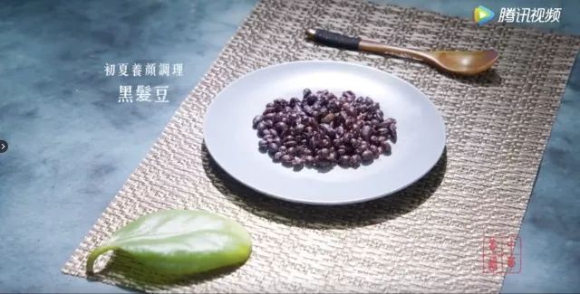 多吃这菜养发乌发滋补营养超好用,怎么吃能吃出脸色红润